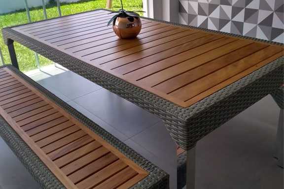 Mesa e banco Viena